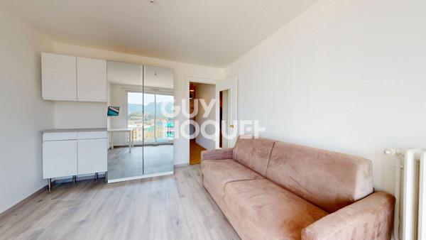 Appartement à vendre de 2 pièces de 36.27 m² - EMPLACEMENT EXCEPTIONNEL – T2 RÉNOVÉ – DERNIER ÉTAGE – 2 BALCONS