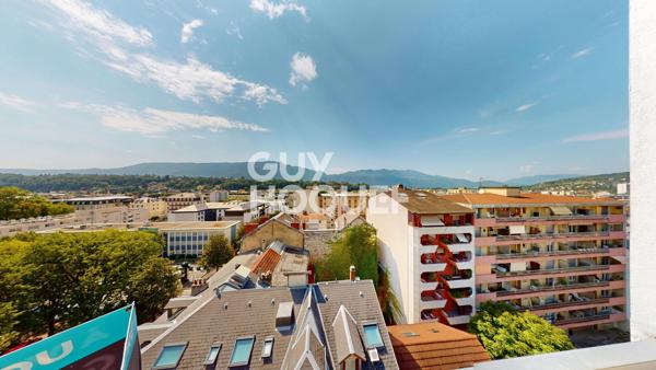 Appartement à vendre de 2 pièces de 36.27 m² - EMPLACEMENT EXCEPTIONNEL – T2 RÉNOVÉ – DERNIER ÉTAGE – 2 BALCONS