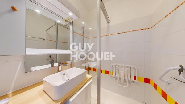 Appartement à vendre de 2 pièces de 36.27 m² - EMPLACEMENT EXCEPTIONNEL – T2 RÉNOVÉ – DERNIER ÉTAGE – 2 BALCONS