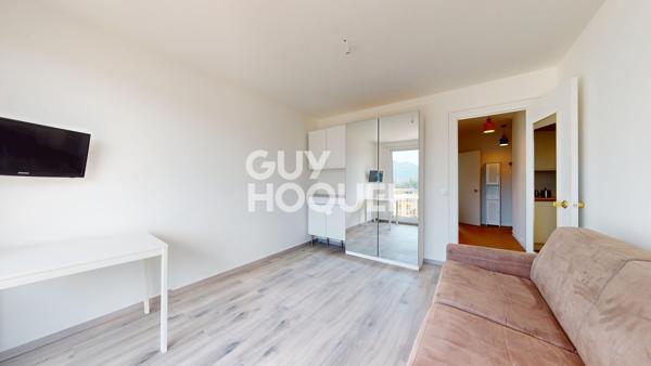 Appartement à vendre de 2 pièces de 36.27 m² - EMPLACEMENT EXCEPTIONNEL – T2 RÉNOVÉ – DERNIER ÉTAGE – 2 BALCONS
