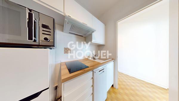 Appartement à vendre de 2 pièces de 36.27 m² - EMPLACEMENT EXCEPTIONNEL – T2 RÉNOVÉ – DERNIER ÉTAGE – 2 BALCONS