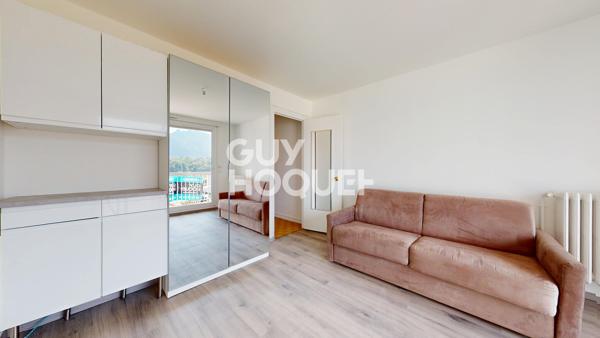 Appartement à vendre de 2 pièces de 36.27 m² - EMPLACEMENT EXCEPTIONNEL – T2 RÉNOVÉ – DERNIER ÉTAGE – 2 BALCONS