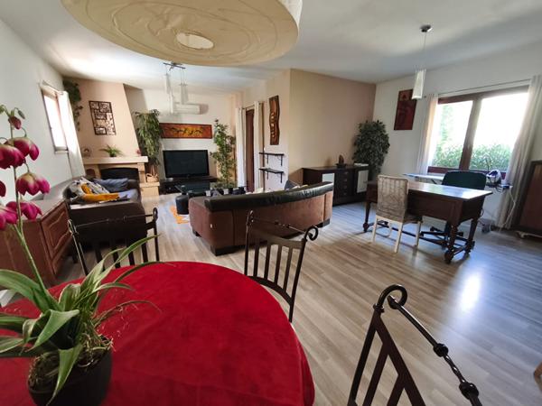 A VENDRE Entraigues Sur La Sorgue Maison 5 pièces 140 m²