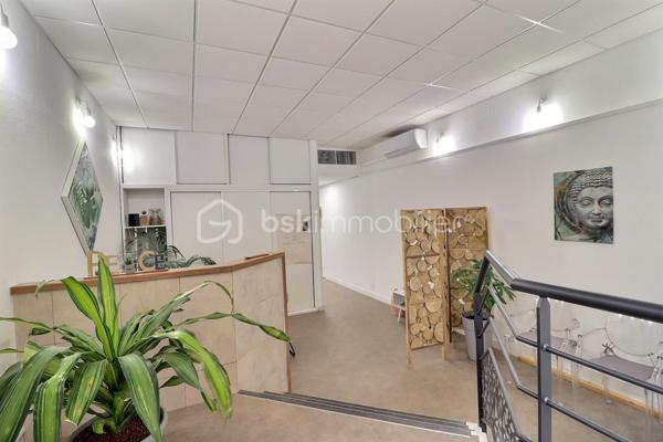 Local commercial de 86 m²