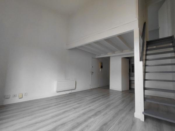 Bordeaux Quais Chartrons - T3 duplex sur l'arrière.