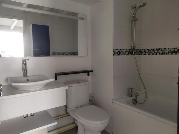 Bordeaux Quais Chartrons - T3 duplex sur l'arrière.