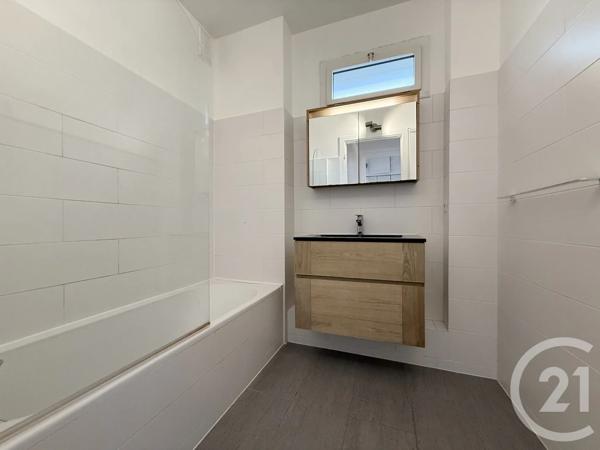 Appartement F4 à vendre  4 pièces - 90,59 m 2   ST GERMAIN EN LAYE  - 78