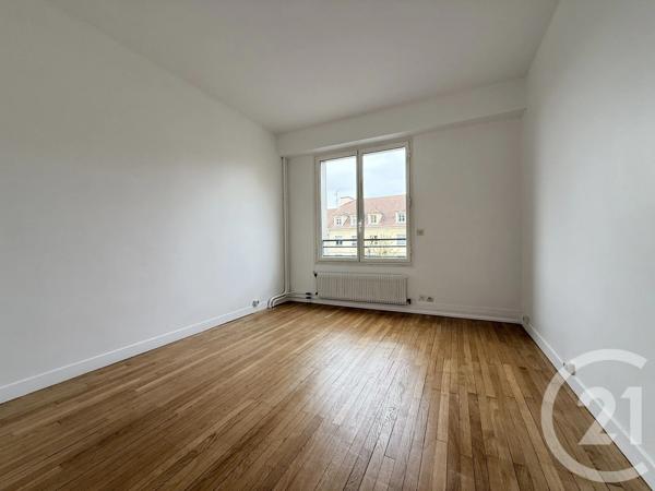 Appartement F4 à vendre  4 pièces - 90,59 m 2   ST GERMAIN EN LAYE  - 78
