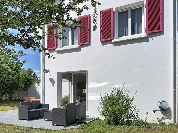 « Pink Lady » · Charmante maison 3 chambres avec jardin et potentiel d'extension, à pied du centre de Sarzeau