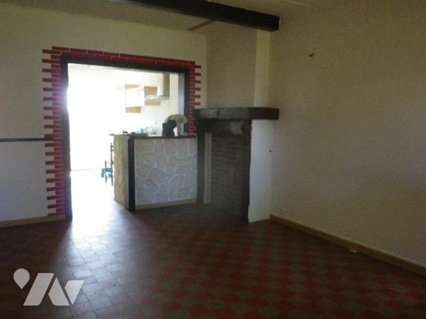 Maison semi-mitoyenne proche Péronne et de l'autoroute A1