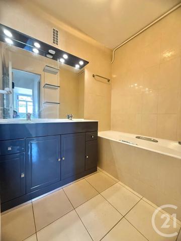 Appartement F4 à vendre  4 pièces - 69,33 m 2   MAISONS LAFFITTE  - 78