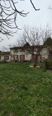 Maison à SAINT BONNET SUR GIRONDE (17150)