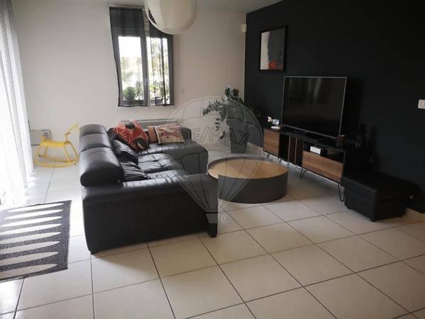 Maison 3 chambre(s) à vendre - Saintes, Charente-Maritime - 17