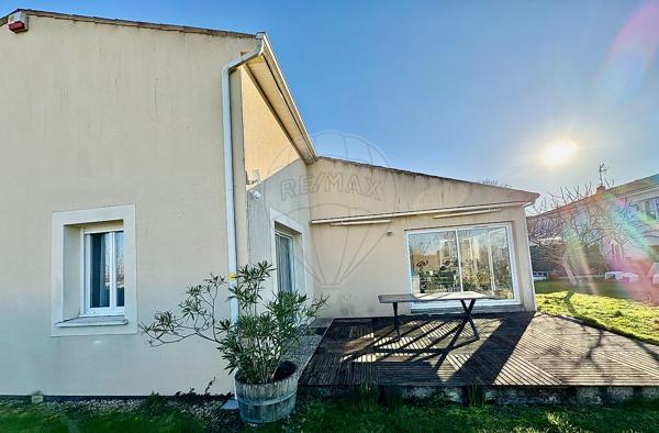 Maison 3 chambre(s) à vendre - Saintes, Charente-Maritime - 17