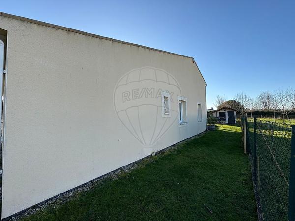 Maison 3 chambre(s) à vendre - Saintes, Charente-Maritime - 17
