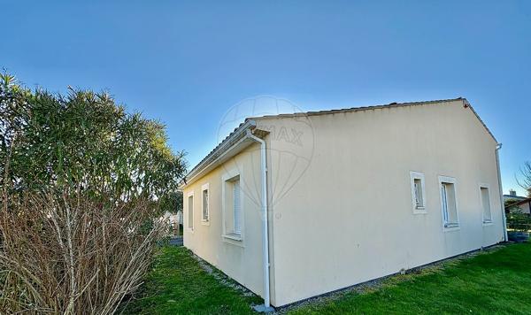 Maison 3 chambre(s) à vendre - Saintes, Charente-Maritime - 17