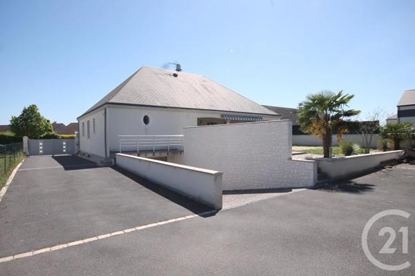 Maison à vendre  6 pièces - 138,51 m 2   LA CHAPELLE ST MESMIN  - 45