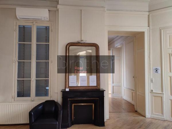 Bureau de 135 m² à louer à Bordeaux Centre