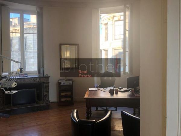 Bureau de 135 m² à louer à Bordeaux Centre