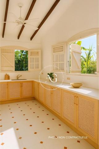 Villa T4 – Piscine, jardin, proche mer – Case-Pilote