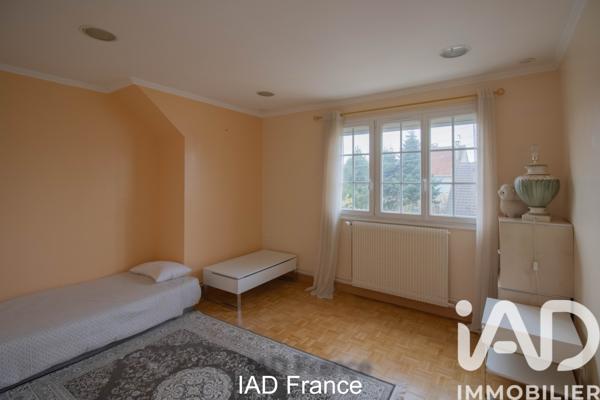 Maison à vendre 6 pièces 185 m² Trappes