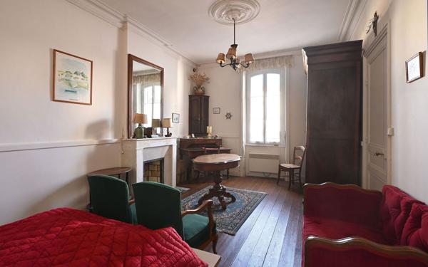 Maison à vendre    5 pièces •  Saint-Clément-des-Baleines