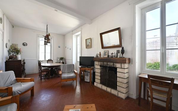 Maison à vendre    5 pièces •  Saint-Clément-des-Baleines