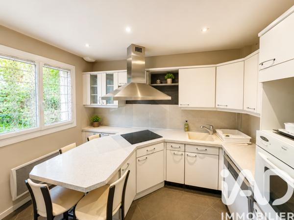 Maison à vendre 5 pièces 87,4 m² Châtenay-Malabry