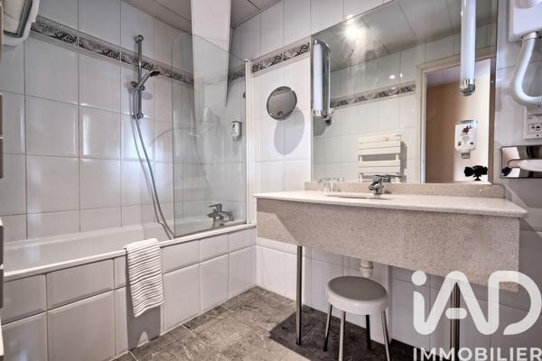 Maison à vendre 32 pièces 1 280 m² Sancy