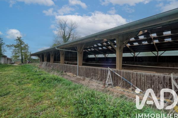 Maison à vendre 32 pièces 1 280 m² Sancy