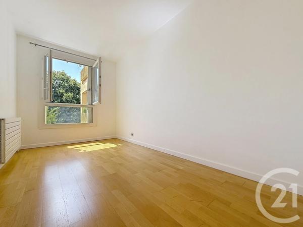 Appartement F3 à vendre  3 pièces - 68,01 m 2   NANTERRE  - 92