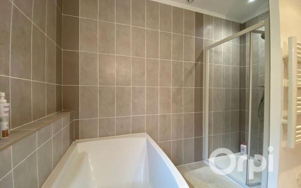 Maison à vendre    5 pièces •  Saint-Martin-de-Crau