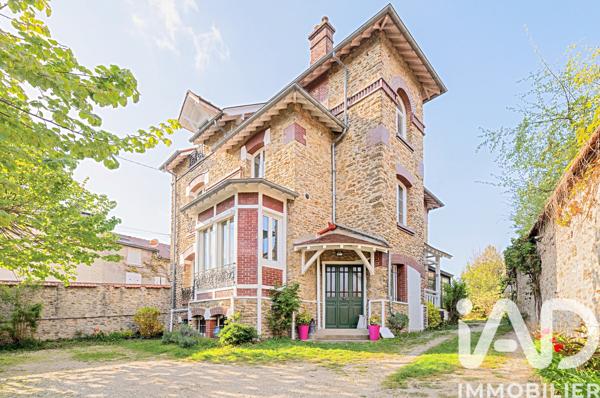 Maison à vendre 10 pièces 177 m² Dampmart