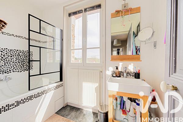 Maison à vendre 10 pièces 177 m² Dampmart