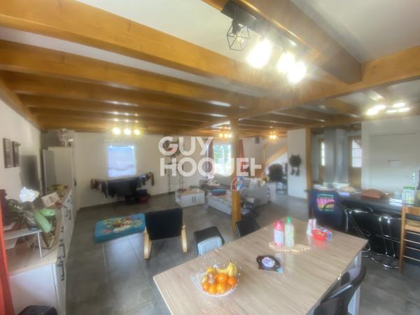 MAISON À LOUER DE 4 PIÈCES DE 162,00 M²