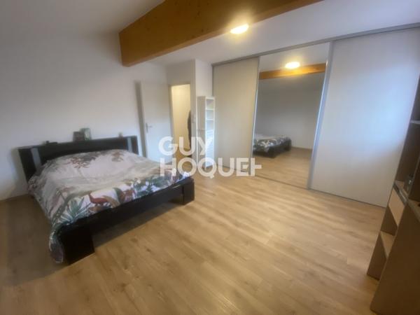 MAISON À LOUER DE 4 PIÈCES DE 162,00 M²