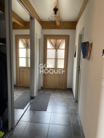 MAISON À LOUER DE 4 PIÈCES DE 162,00 M²