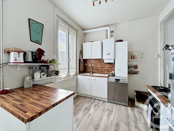 Maison à vendre  5 pièces - 92,16 m 2   SOTTEVILLE LES ROUEN  - 76