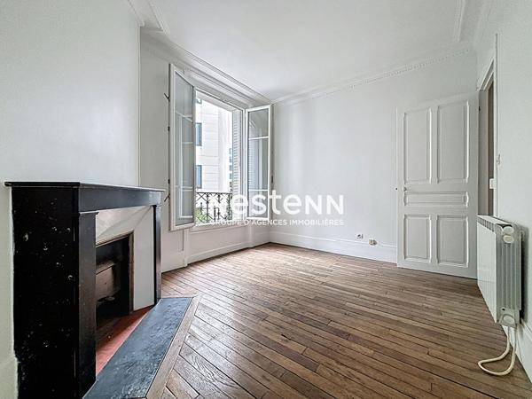 ISSY LES MOULINEAUX - QUARTIER VAL DE SEINE - Appartement 2 pièces de 32,46 m² charme de l'ancien
