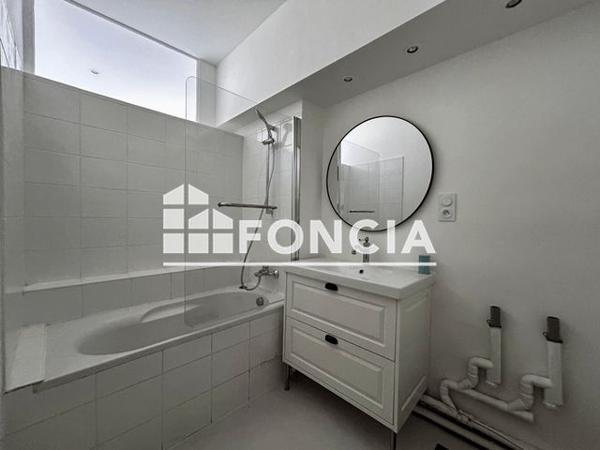 Location Appartement 3 pièces 97 m² - 5 COURS SABLON Clermont-ferrand 63000