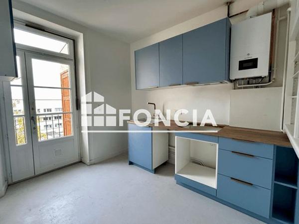 Location Appartement 3 pièces 97 m² - 5 COURS SABLON Clermont-ferrand 63000