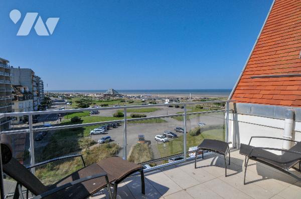 Luxueux T3cab de 82m² PLEIN SUD décoré par un architecte d'intérieur FACE MER avec parking et garage