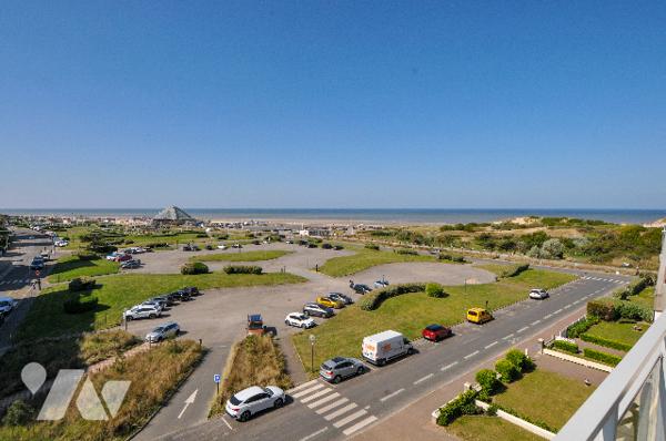 Luxueux T3cab de 82m² PLEIN SUD décoré par un architecte d'intérieur FACE MER avec parking et garage