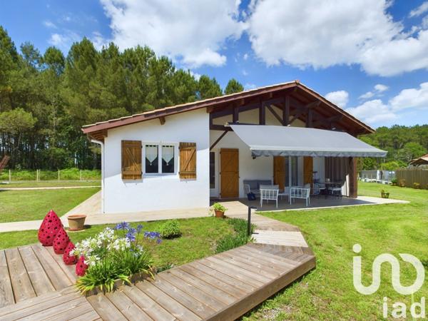 Maison 5 pièces de 200 m² à Salles (33770)