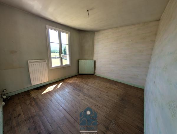 MAISON - 120 m² - 3 pièces