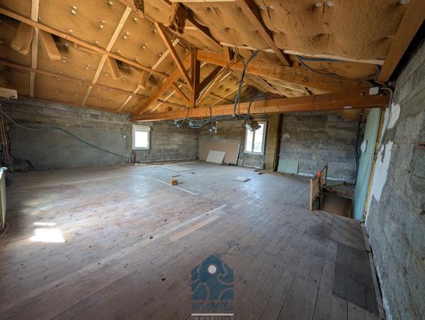MAISON - 120 m² - 3 pièces