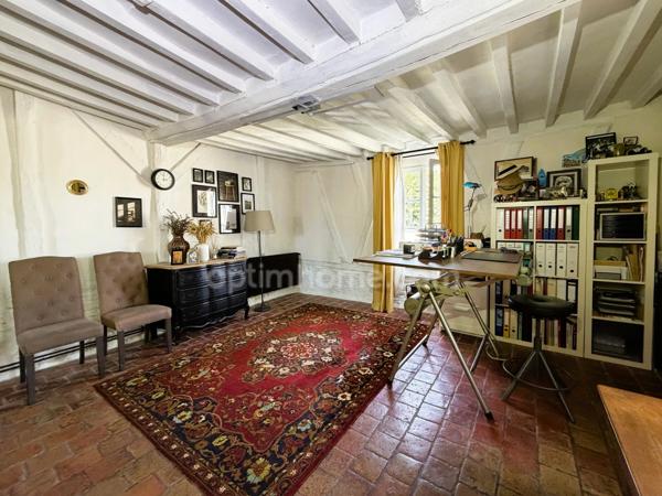 Belle propriété normande de caractère avec parc arboré de plus 3 500 m² et majestueuse bâtisse en pierre de Caen - Idéal projet gîtes, chambres d'hôtes ou vaste demeure familiale