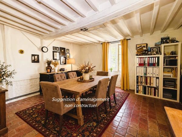 Belle propriété normande de caractère avec parc arboré de plus 3 500 m² et majestueuse bâtisse en pierre de Caen - Idéal projet gîtes, chambres d'hôtes ou vaste demeure familiale