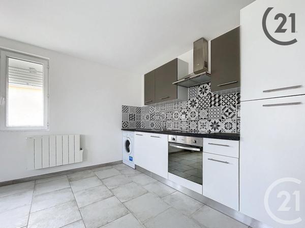 Appartement T2 à vendre  2 pièces - 46,92 m2 STE SAVINE - 10