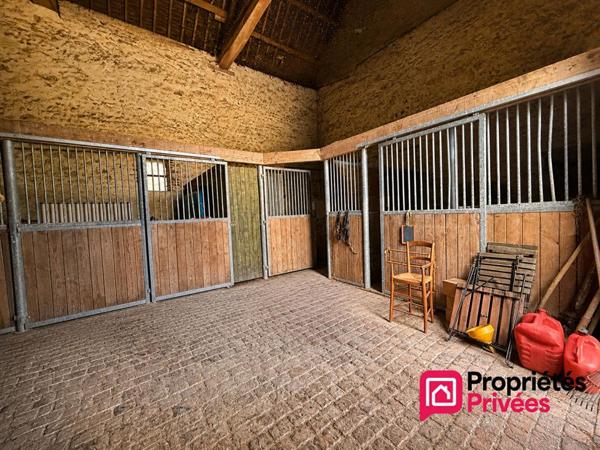 Coeur du Perche, propriété de charme sur 7 ha et boxes à chevaux